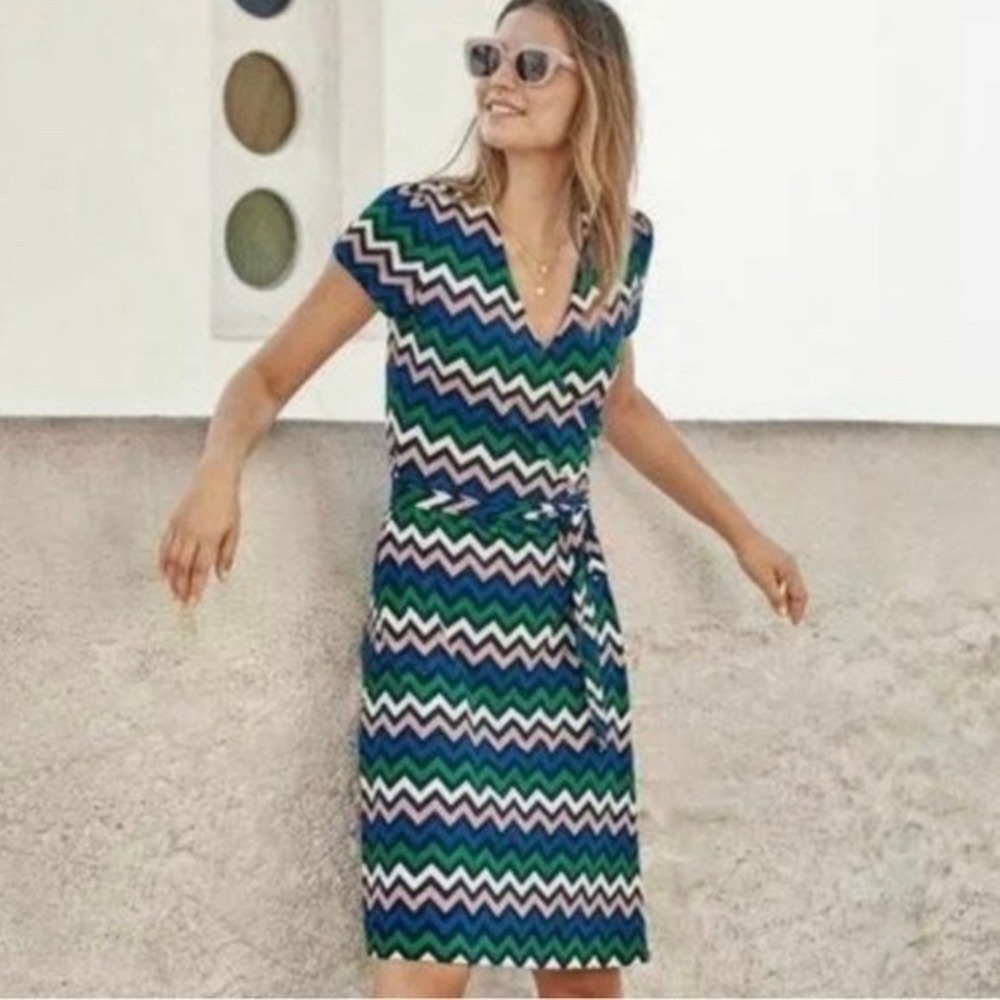 Boden Wrap Dress US 2R Blue Green Chevron Zig Zag Print Short Sleeve Knee Length